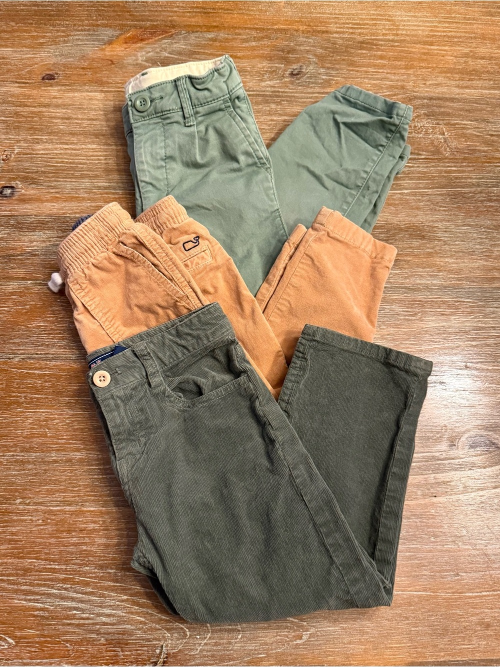 BUNDLE OF 4T PANTS, (2) VINEYARD VINES CORDUROY PANTS  (1) GAP KIDS KHAKIS